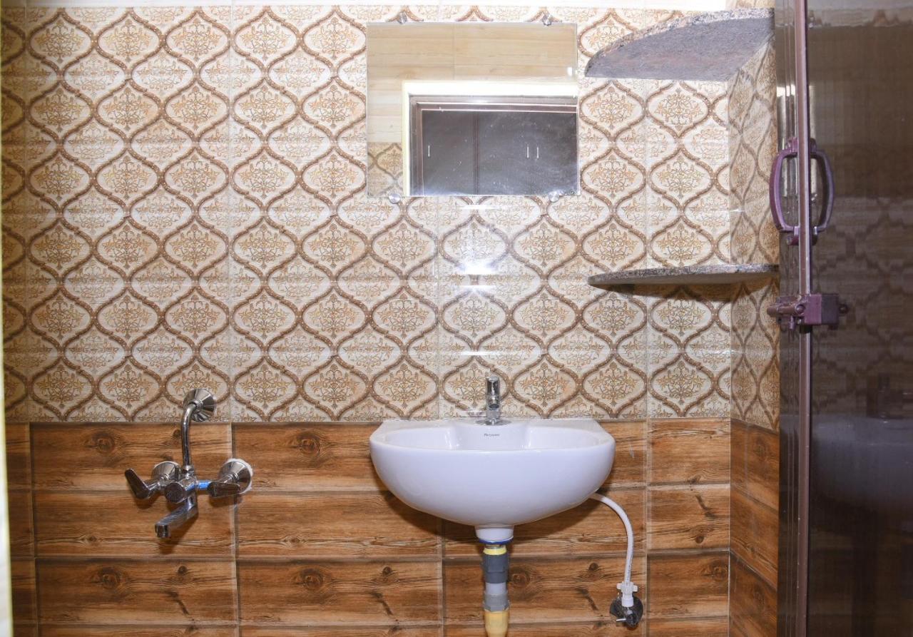 Four Seasons Home Stay Tirupati Eksteriør bilde