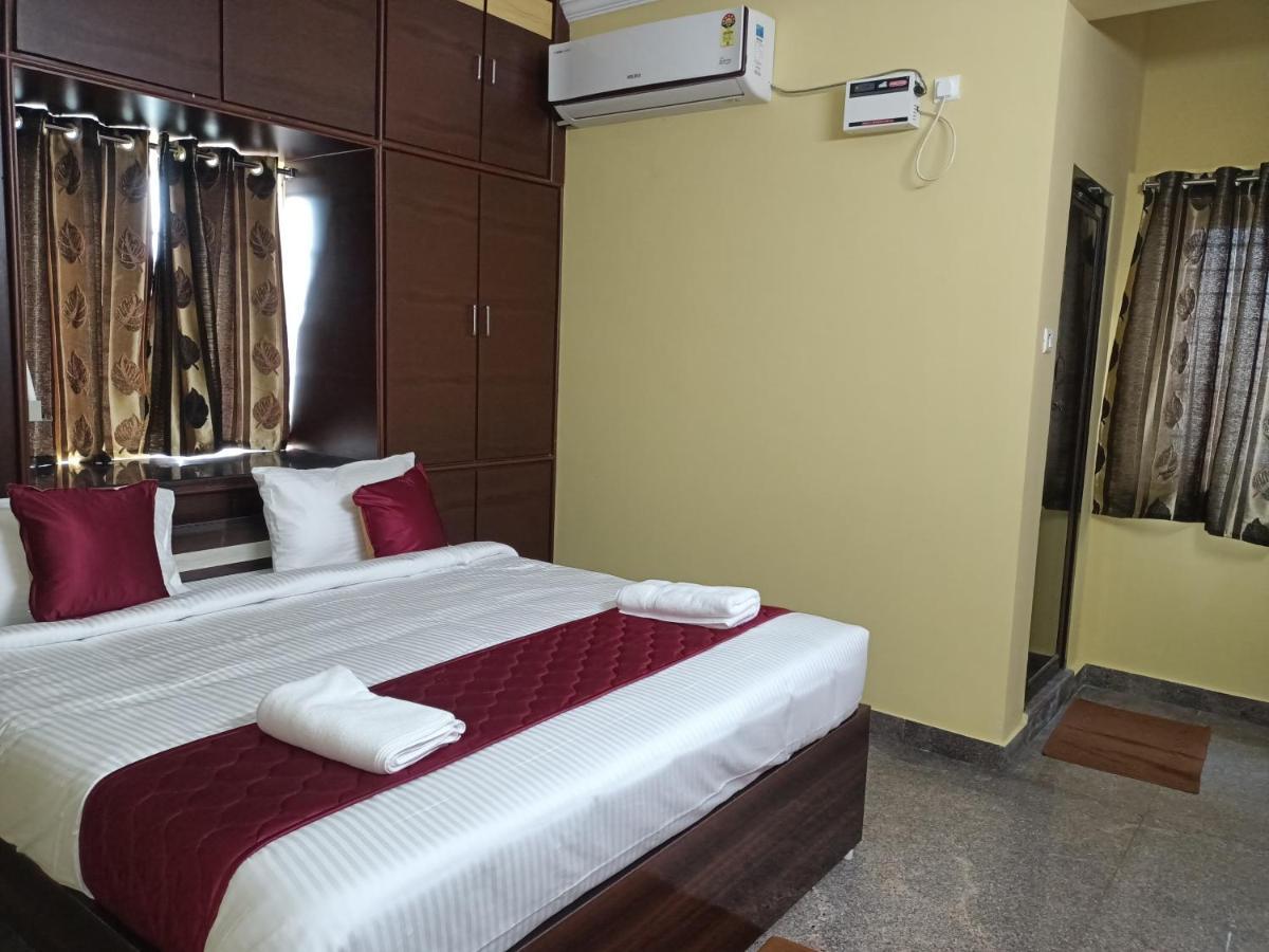 Four Seasons Home Stay Tirupati Eksteriør bilde