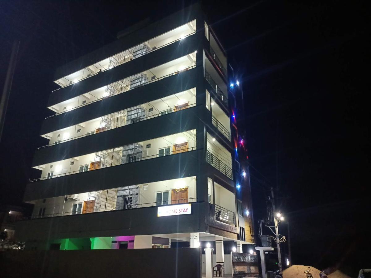 Four Seasons Home Stay Tirupati Eksteriør bilde