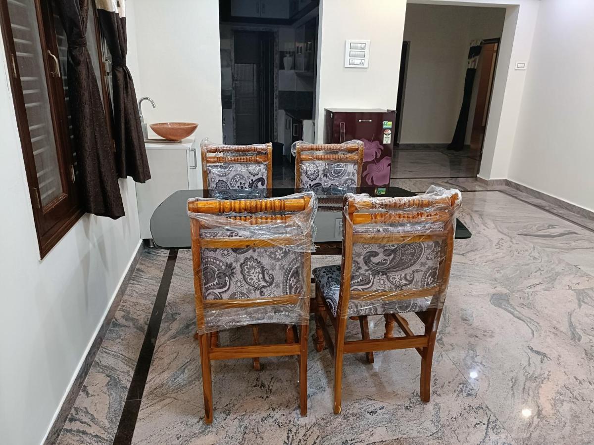 Four Seasons Home Stay Tirupati Eksteriør bilde