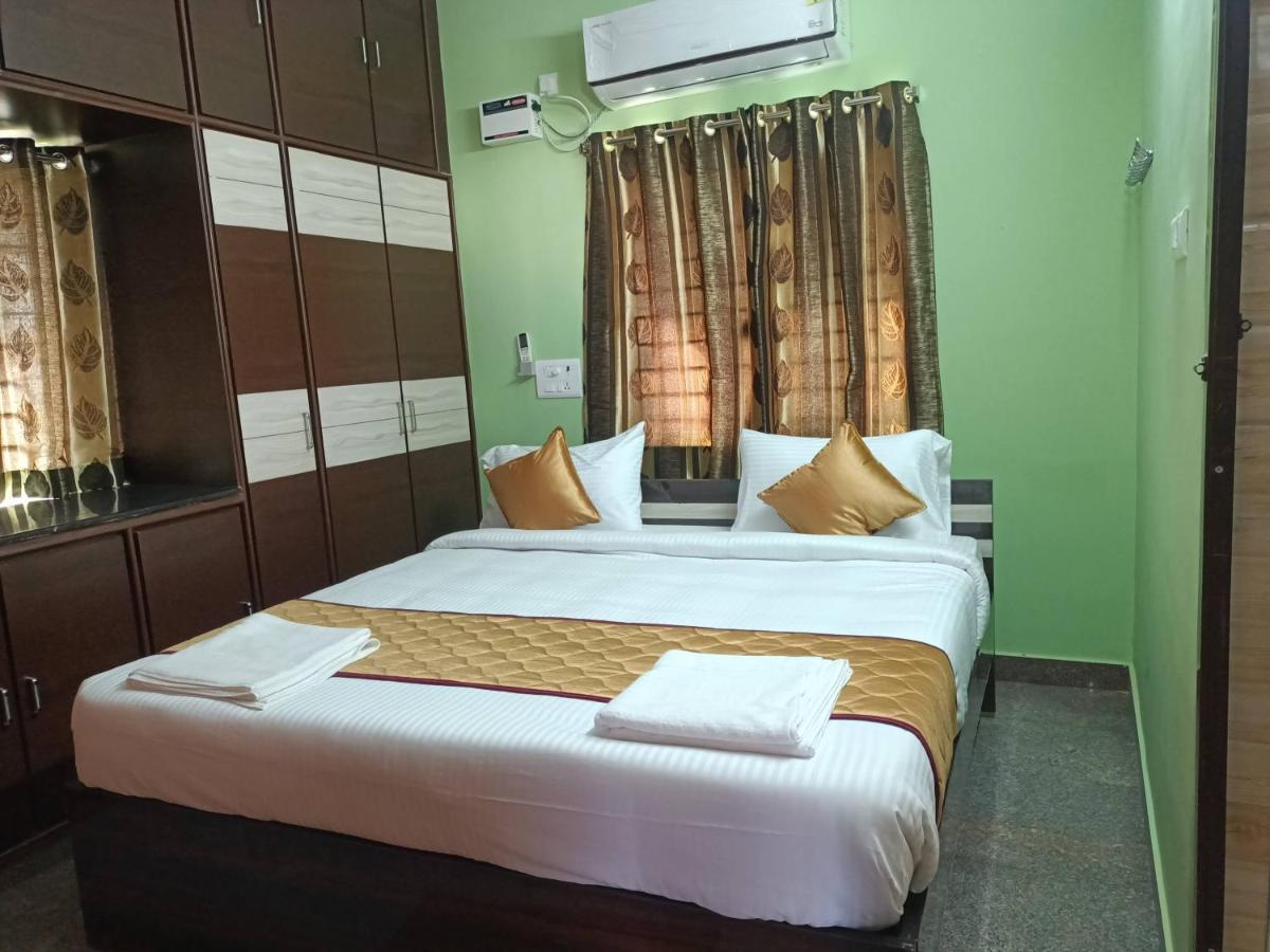 Four Seasons Home Stay Tirupati Eksteriør bilde